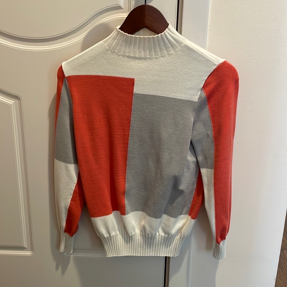 Sweater - Picture 4 of 5